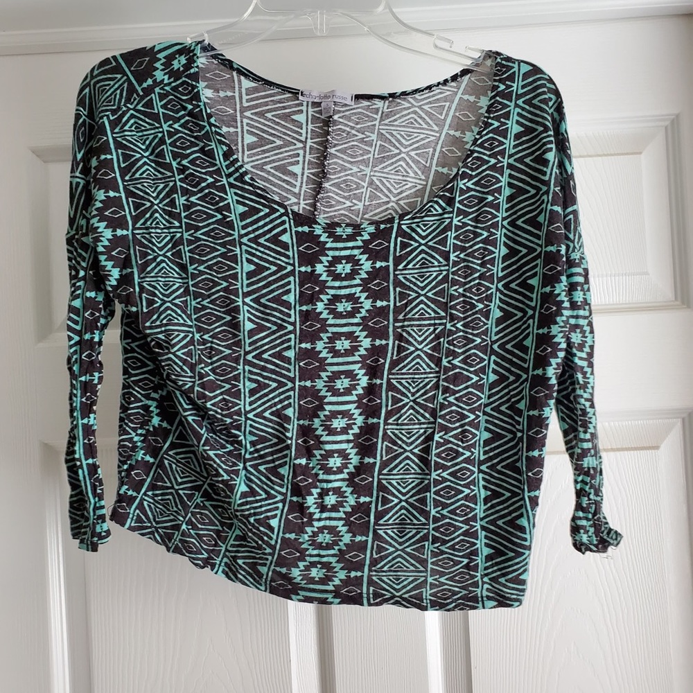 Geometric Crop Top- Bundle & Save $$$
